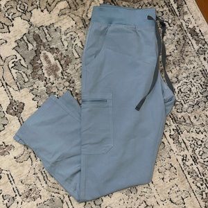 Figs pant size M petite!